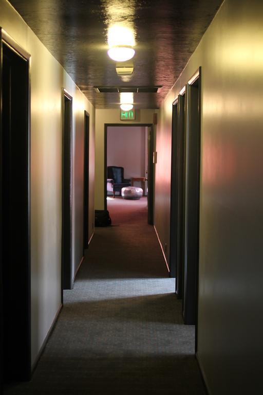 Lux Rooms Wallace Exterior foto